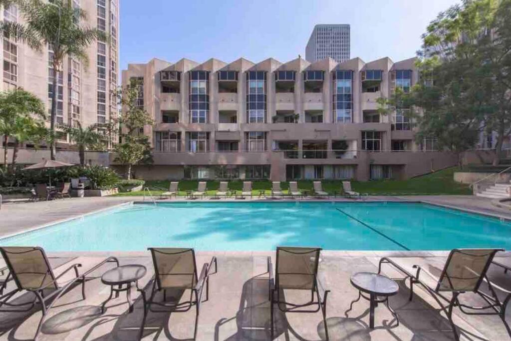 Big Comfy 2 Bedrooms 2 Baths Unit In Downtown La! Apartment Los Angeles